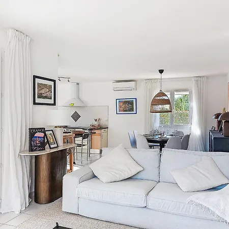 By Interhome Villa